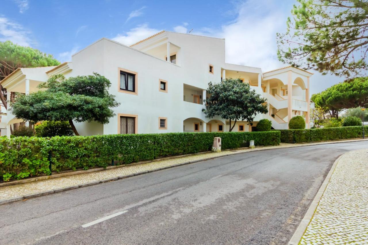 Steps Algarve @ Praia Da Falesia 300 Meters Apartment Albufeira Exterior photo